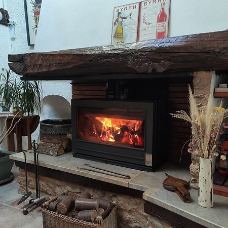 チュイル Mas Peu Del Causse Bed & Breakfast エクステリア 写真